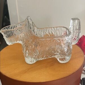 Elegant Clear Glass Sculpture